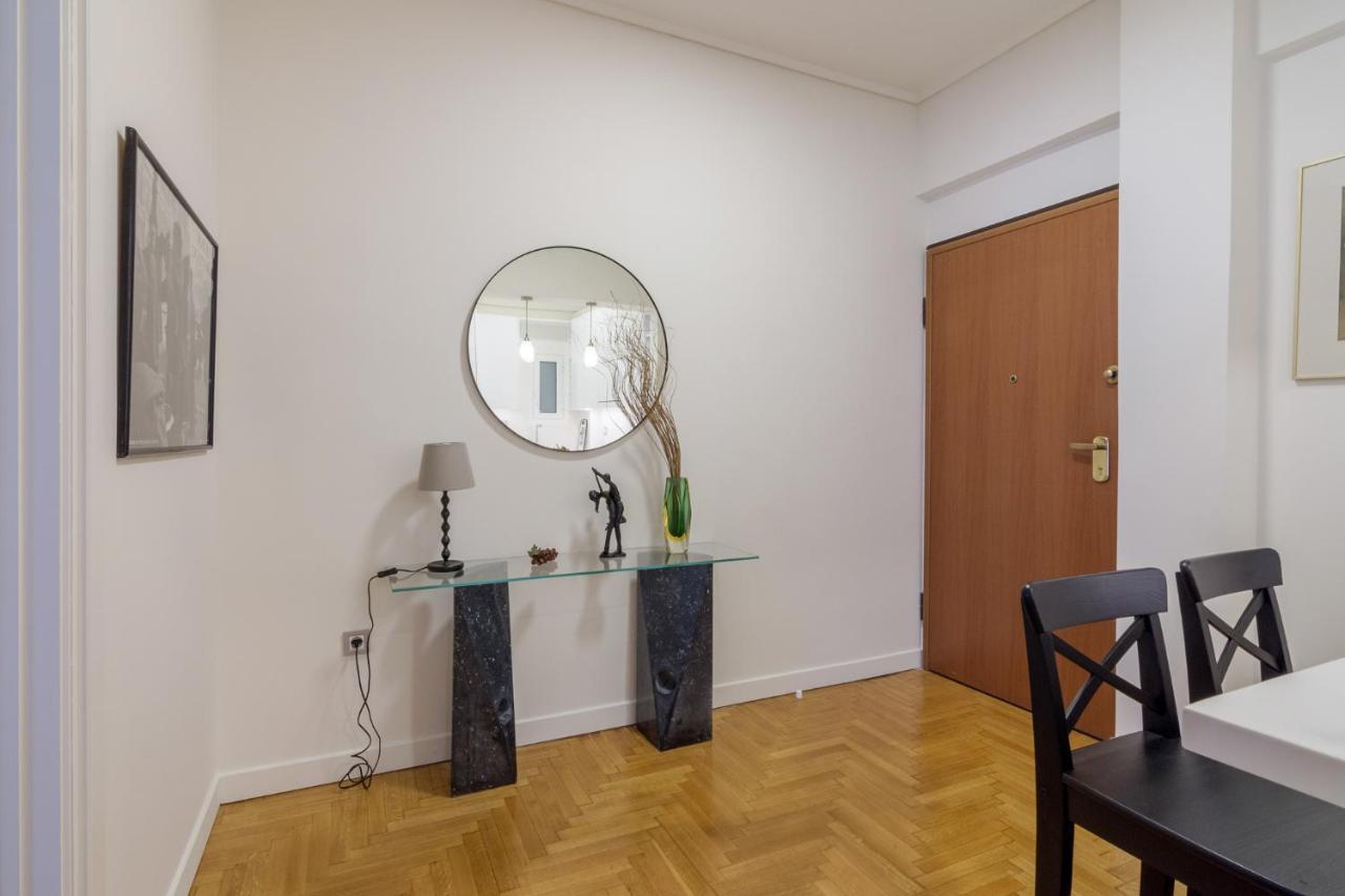 Beautiful Apartment In The Center Of Aten Exteriör bild