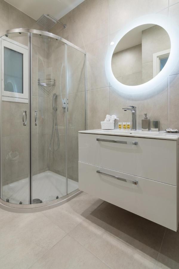 Beautiful Apartment In The Center Of Aten Exteriör bild